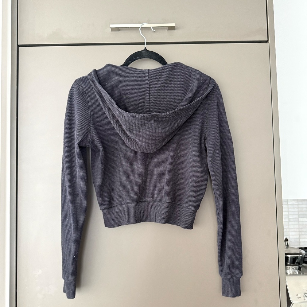 TNA Aritzia Waffle Knit Zip Hoodie Size XXS (Fits XS/S) Soft Zip Hoodie Babaton - Picture 10 of 14